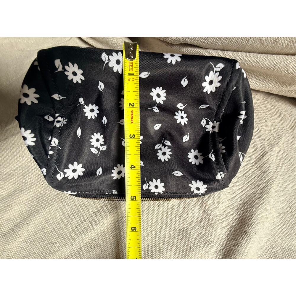 Kate Spade Chelsea Medium Cosmetic Bag Daisy Print Black Nylon Makeup Pouch K600 - Picture 15 of 15